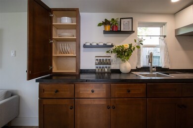 3812 Fulton St unit A, Houston, TX 77009 - photo 7