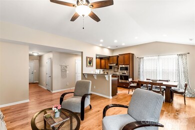 1680 Beleek Ridge Ln, Clover, SC 29710 - photo 4