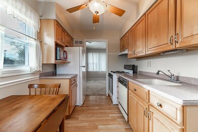 601 N Lindberg St, Griffith, IN 46319 - photo 5