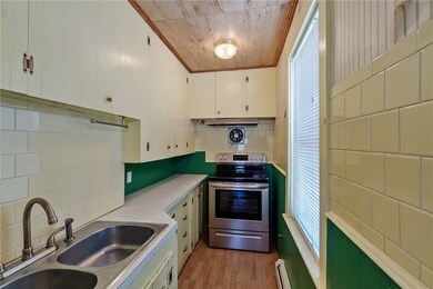 76 Thomas St, Woonsocket, RI 02895 - photo 6