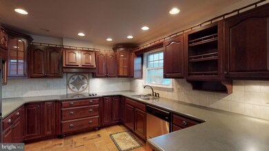 1425 Beacon St, Keyser, WV 26726 - photo 7