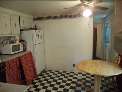 2 Monroe Ave, Allenstown, NH 03275 - photo 4