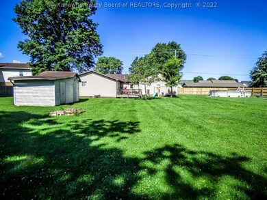 467 Hamon Dr, Scott Depot, WV 25560 - photo 5