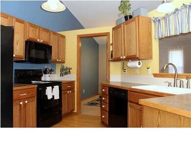 All appliances stay!