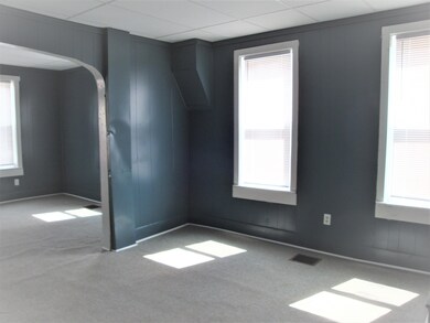 456 Columbia Ave, Milton, PA 17847 - photo 4