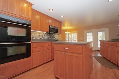 KITCHEN_