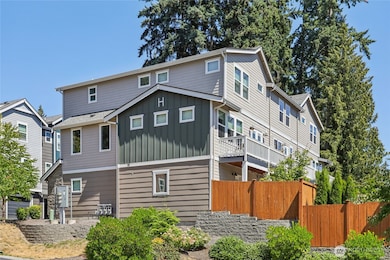 18901 12th Place W unit H2, Lynnwood, WA 98036 - photo 2
