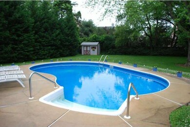 813 Hilltop Rd, Cinnaminson, NJ 08077 - photo 2