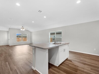 138 Bellewood Manor Dr, Magnolia, TX 77354 - photo 6