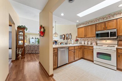 6331 W 86th Ct, Crown Point, IN 46307 - photo 5