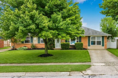 4777 Henley front 3