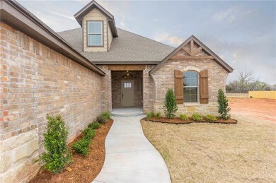 1608 NE 15th St, Moore, OK 73160 - photo 2