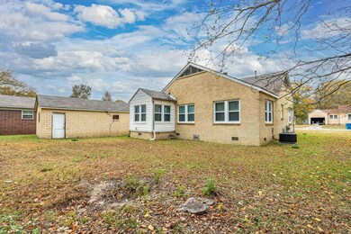 511 E Sullenberger Ave, Malvern, AR 72104 - photo 2