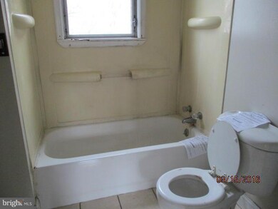 3116 Cedarhurst Rd, Baltimore, MD 21214 - photo 4