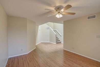 Living room / dining room