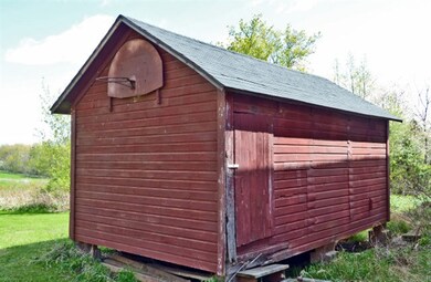 2586 Lalor Rd, Oregon, WI 53575 - photo 6