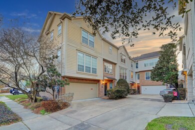 1910 Huldy St unit B, Houston, TX 77019 - photo 3