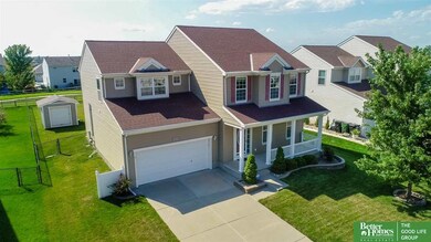 2410 Ridgeview Dr, Papillion, NE 68046 - photo 2