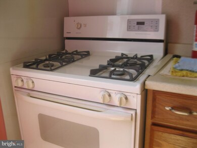 210 Center St, Sewell, NJ 08080 - photo 5