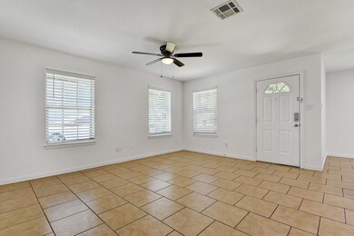 1110 N Main St, Bonham, TX 75418 - photo 4