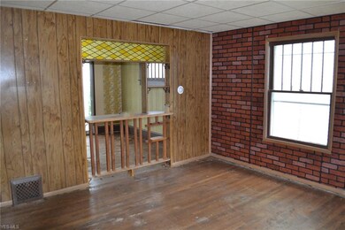 1013 Dartmouth Ave SW, Canton, OH 44710 - photo 7