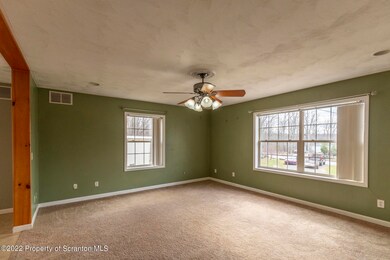 709 Silkmans Rd, Lake Ariel, PA 18436 - photo 5