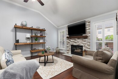 14 Crested Cloud Ct, Spring, TX 77380 - photo 4