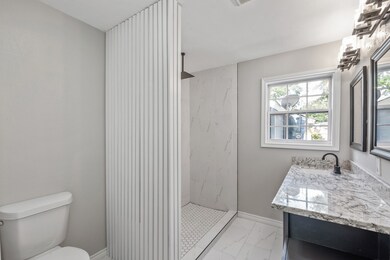 5011 Marietta Ln, Houston, TX 77021 - photo 6