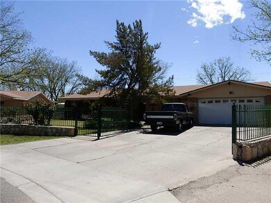 312 Drury Ln, El Paso, TX 79915 - photo 2