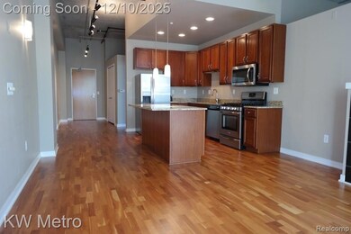 Main North unit 502, Royal Oak, MI 48067 - photo 7