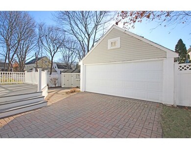 22 Hancock St, Newburyport, MA 01950 - photo 2