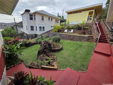 3825 Pukalani Place, Honolulu, HI 96816 - photo 2
