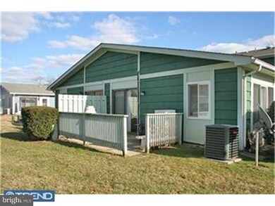 69 Cedarwood Ct, West Deptford, NJ 08066 - photo 2