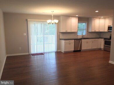 41 Hickory Ln, Colonial Beach, VA 22443 - photo 4