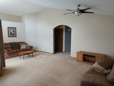 362 Cascade Ln, Oswego, IL 60543 - photo 2