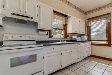 217 N Letcher St, Chenoa, IL 61726 - photo 2