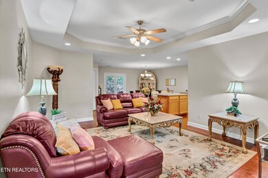 06-214 Butterfly Way-6