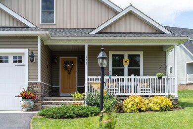 133 Lake View Cir, Waynesboro, VA 22980 - photo 4