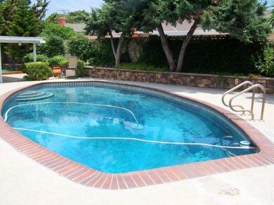 In Ground Pool w Brick Coping