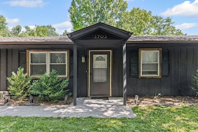 3-web-or-mls-3703-timberview-dr