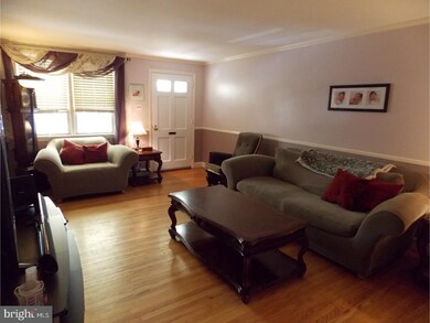 1069 Tremont Dr, Glenolden, PA 19036 - photo 2