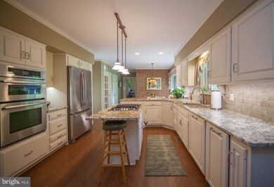 12904 Woodburn Dr, Hagerstown, MD 21742 - photo 5