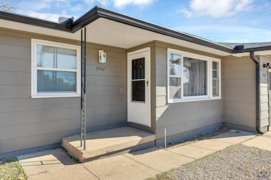 3542 SE Adams St, Topeka, KS 66605 - photo 4