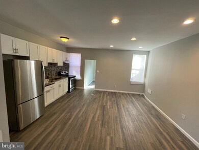 1067 Ellicott Dr, Baltimore, MD 21216 - photo 7