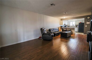 5219 Caliente St unit 14 Bldg5219, Las Vegas, NV 89119 - photo 6