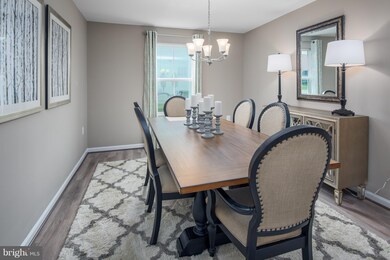 92 Banks Ave, Bunker Hill, WV 25413 - photo 4