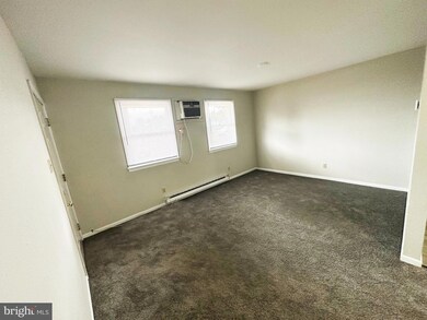 524 W 3rd St, Lansdale, PA 19446 - photo 7