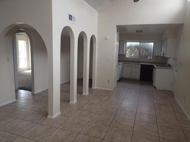 1516 Charles Owens Dr, El Paso, TX 79936 - photo 3