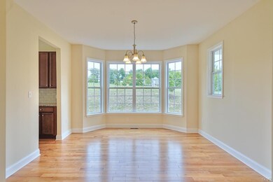 2460 Napa Dr, Easton, PA 18040 - photo 7