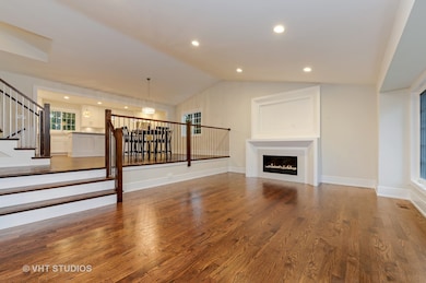 335 N River Glen Ave, Elmhurst, IL 60126 - photo 5